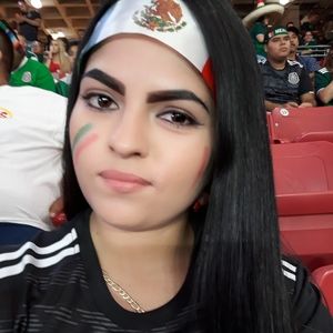 Meet your Posher, Dalia